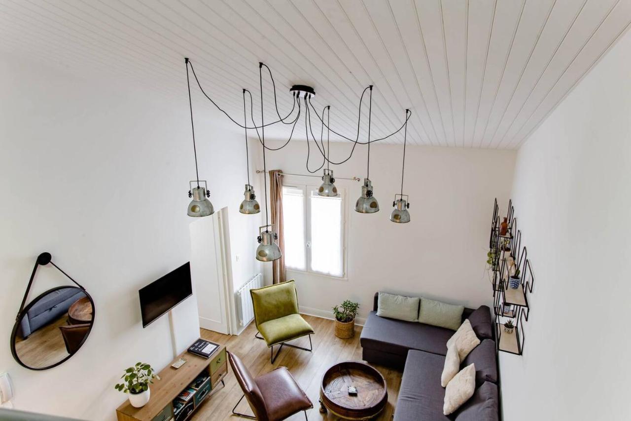 Superbe Duplex De 70M2 Avec 2 Chambres En Hyper Centre Au Calme Sur Cour Classe 3 Etoiles Avec Parking En Option 라로셸 외부 사진
