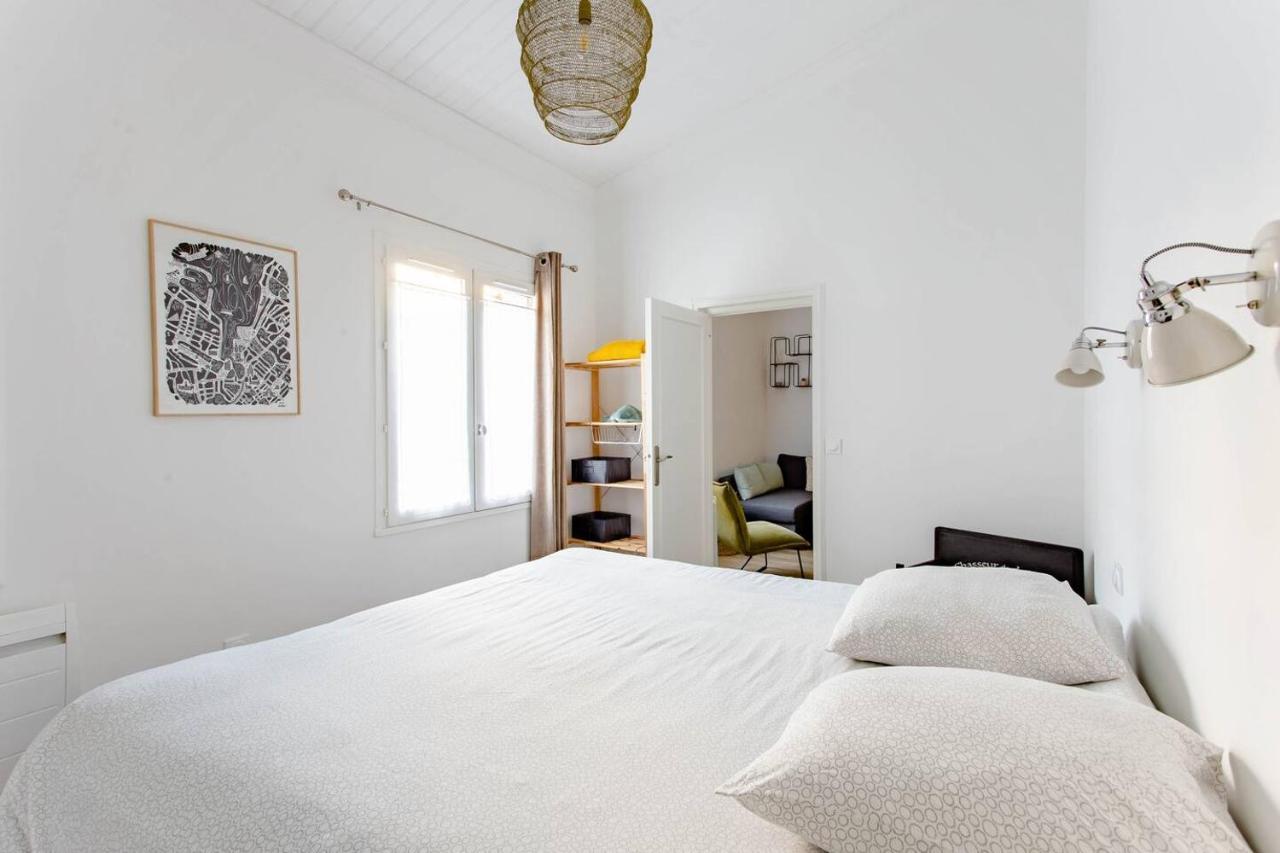 Superbe Duplex De 70M2 Avec 2 Chambres En Hyper Centre Au Calme Sur Cour Classe 3 Etoiles Avec Parking En Option 라로셸 외부 사진