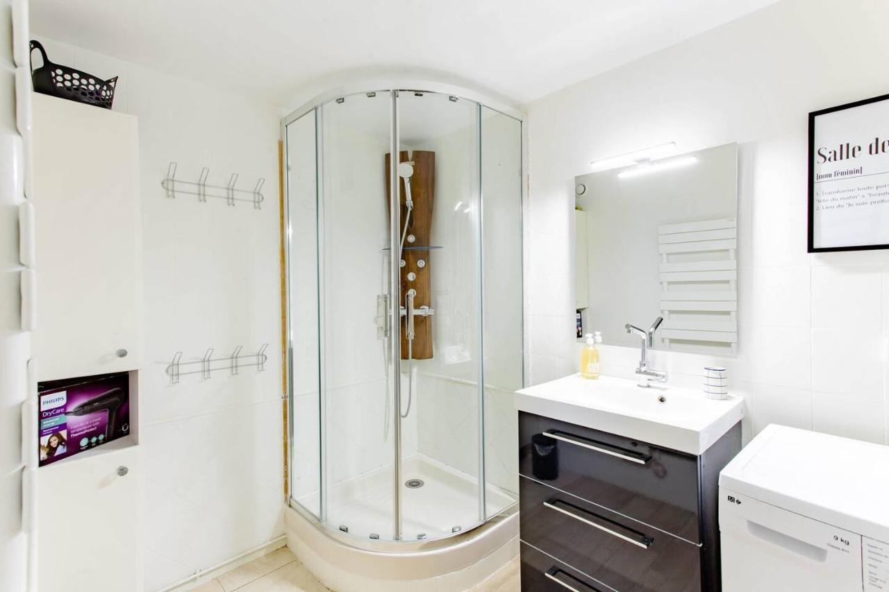 Superbe Duplex De 70M2 Avec 2 Chambres En Hyper Centre Au Calme Sur Cour Classe 3 Etoiles Avec Parking En Option 라로셸 외부 사진