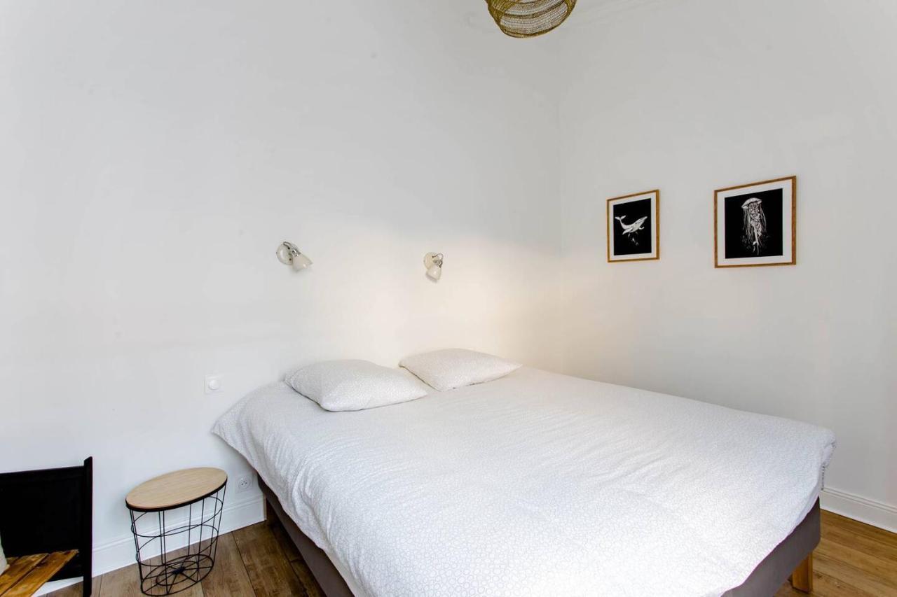 Superbe Duplex De 70M2 Avec 2 Chambres En Hyper Centre Au Calme Sur Cour Classe 3 Etoiles Avec Parking En Option 라로셸 외부 사진